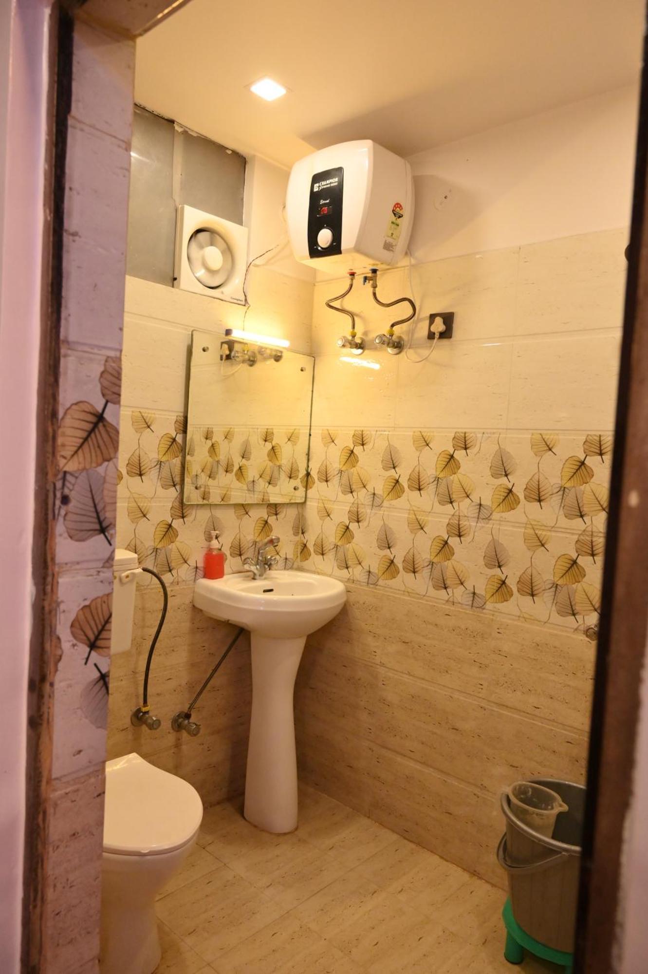 Hotel Riddhi Regency Lakhnau Kültér fotó